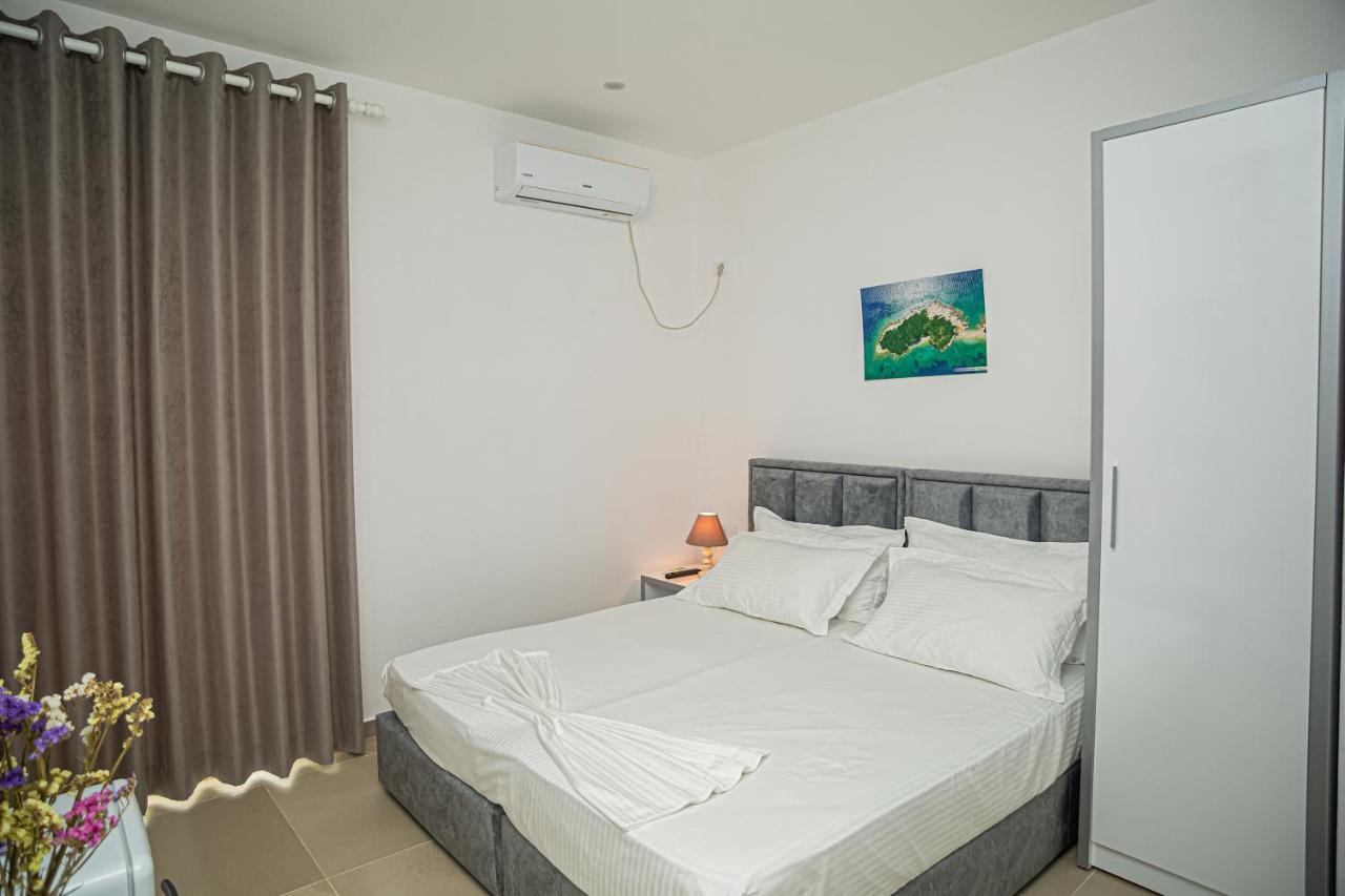 Hotel SUNSET GL Vlorë Buitenkant foto
