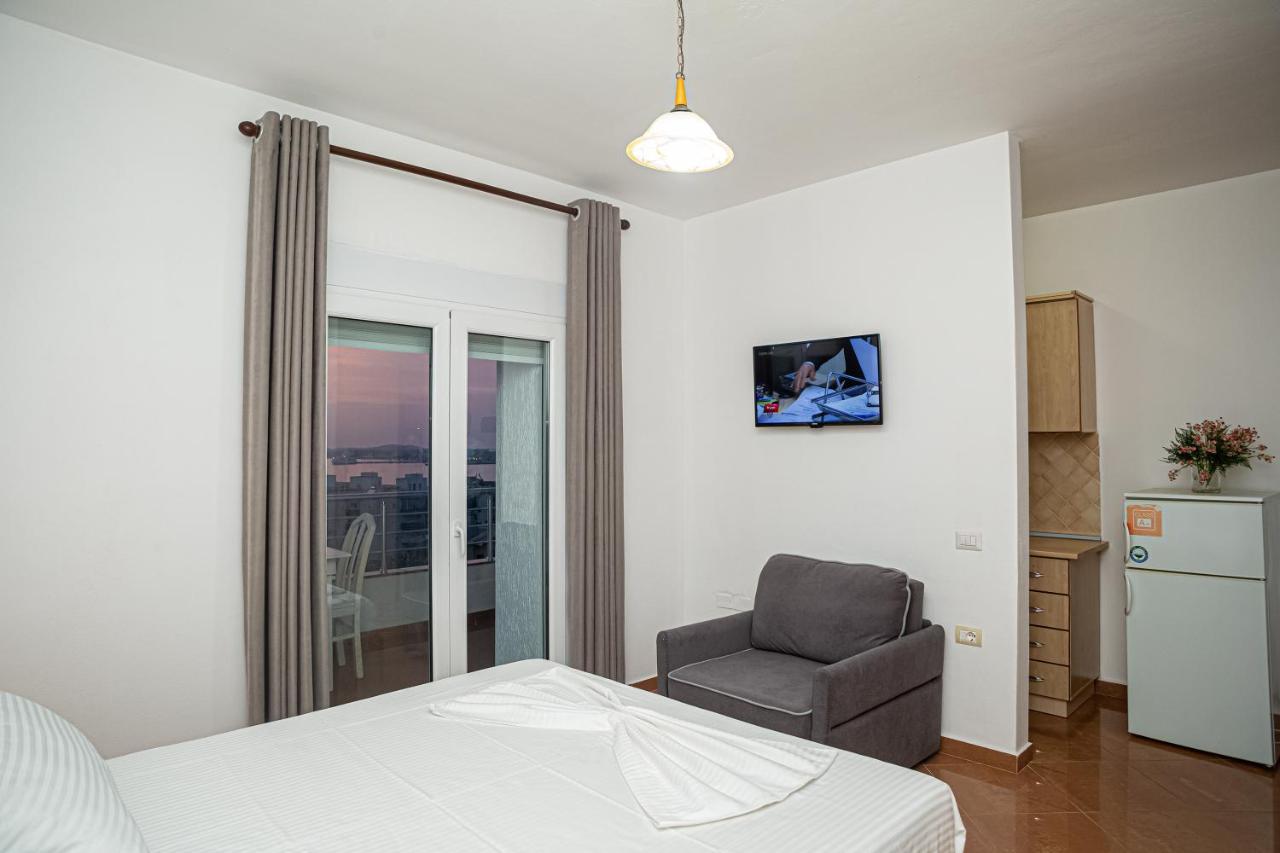 Hotel SUNSET GL Vlorë Buitenkant foto