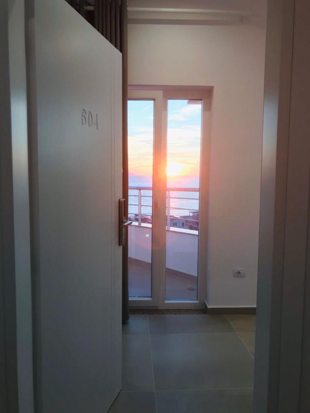 Hotel SUNSET GL Vlorë Buitenkant foto